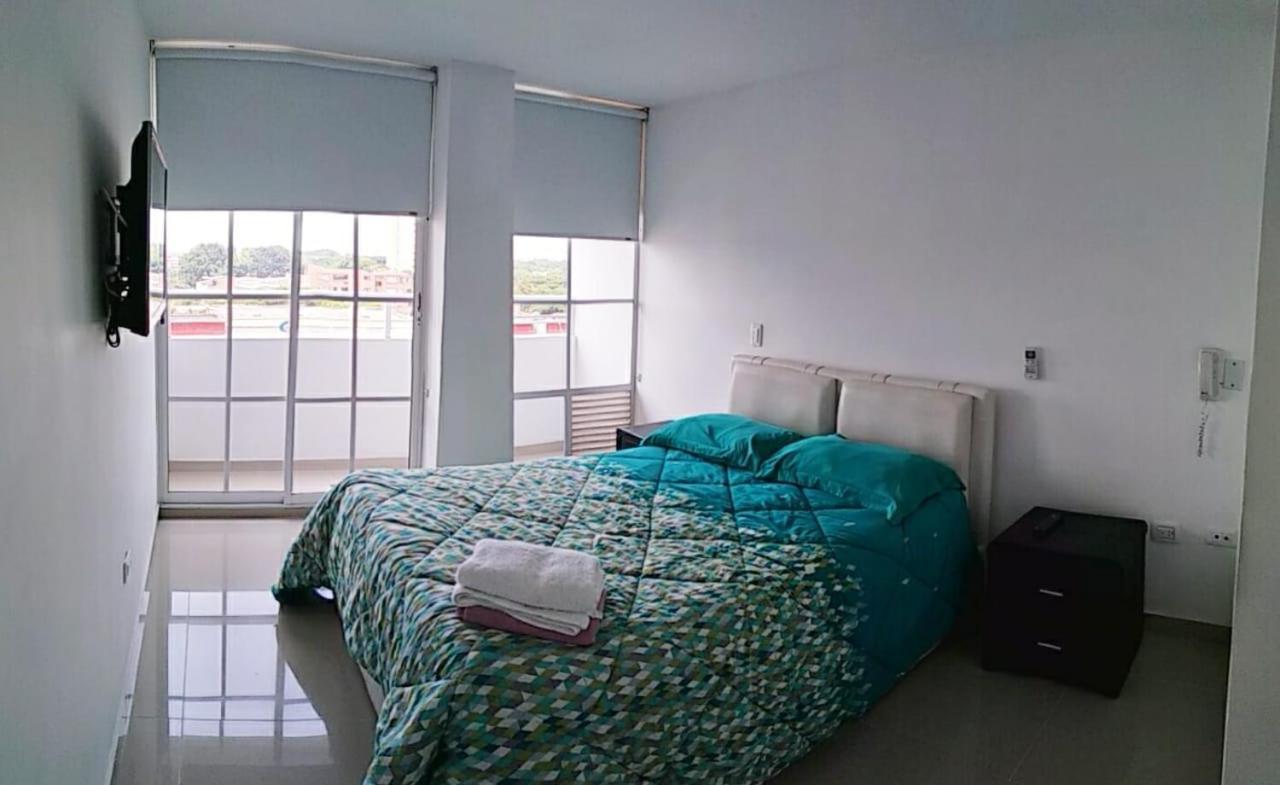 Aparta Estudios Edificio Valeria Apartment